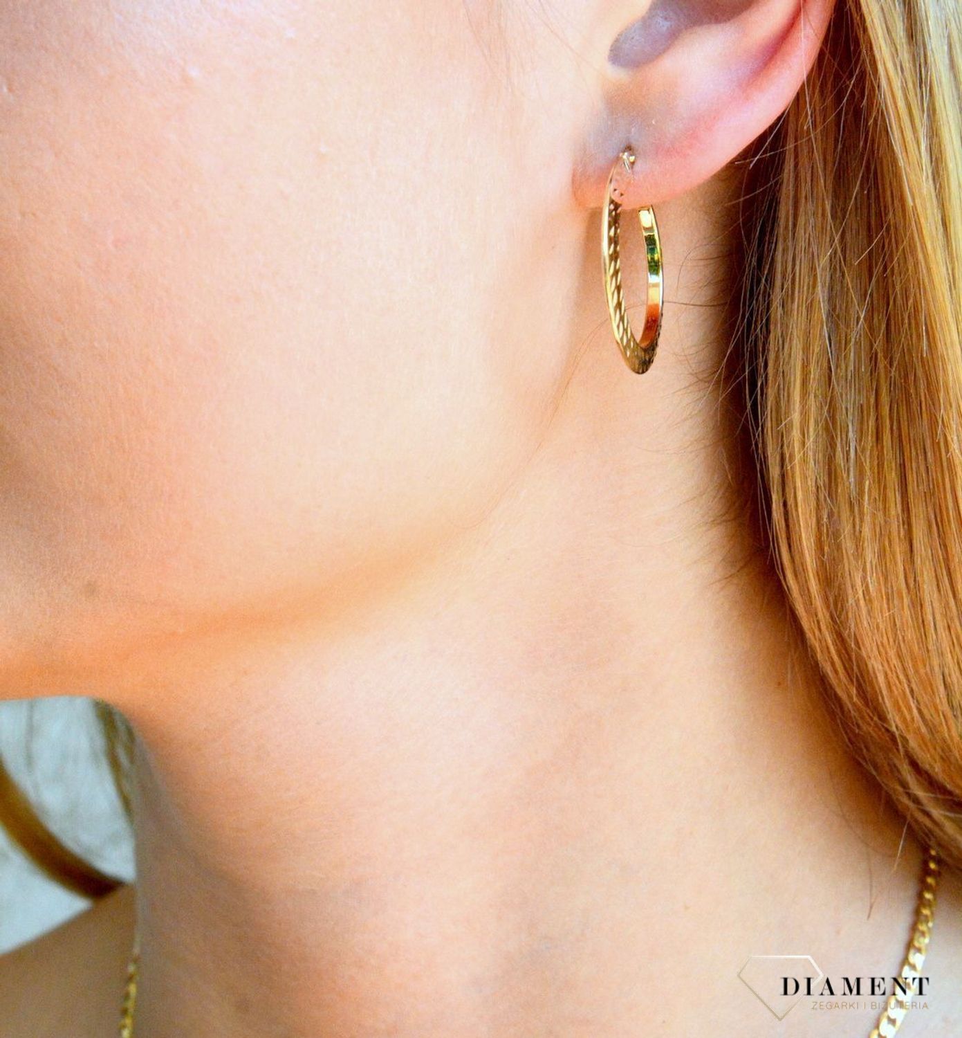 Złote kolczyki damskie 375 grawerowane eleganckie koła KL 9992 375.jpg